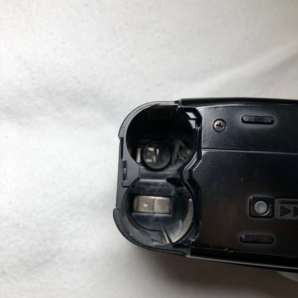 Pentax IQ Zoom 700 35mm film camera ***PARTS ONLY *** - Picture 10 of 12